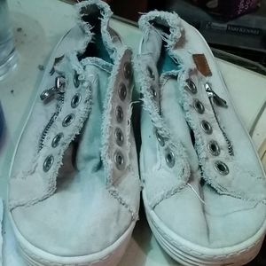 Womans shoes